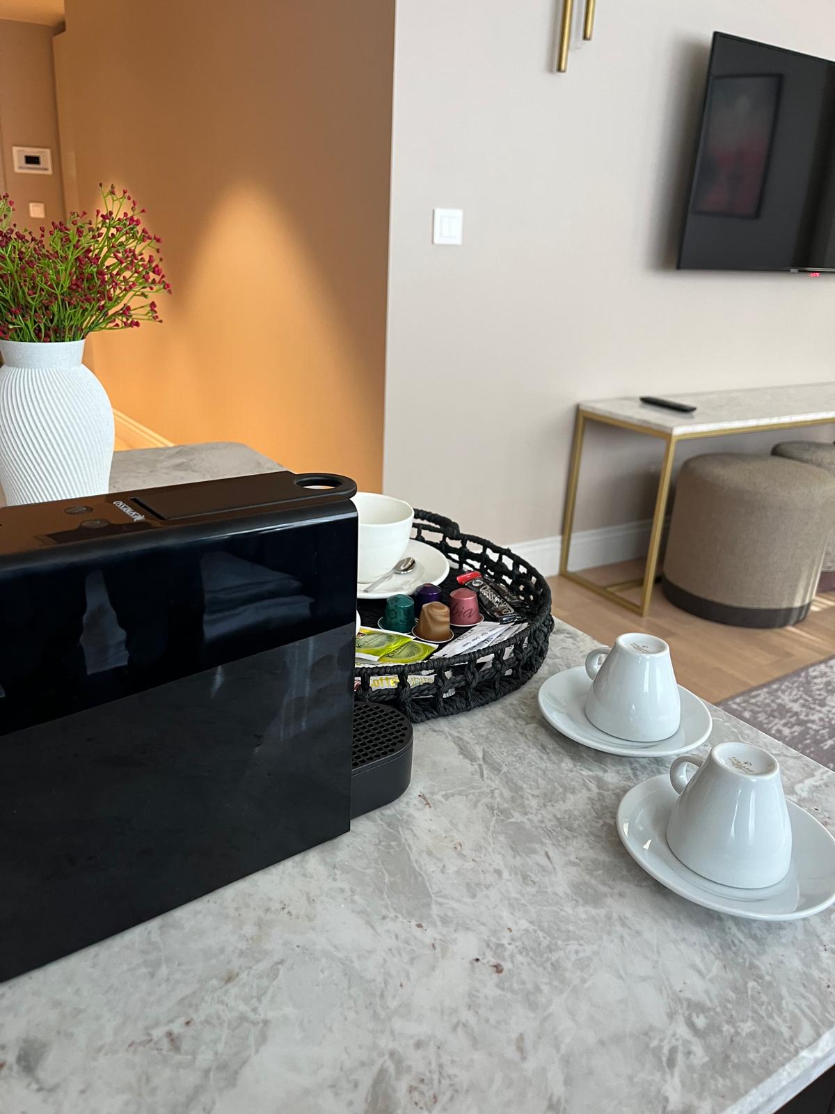 Weingart Suites Hotel