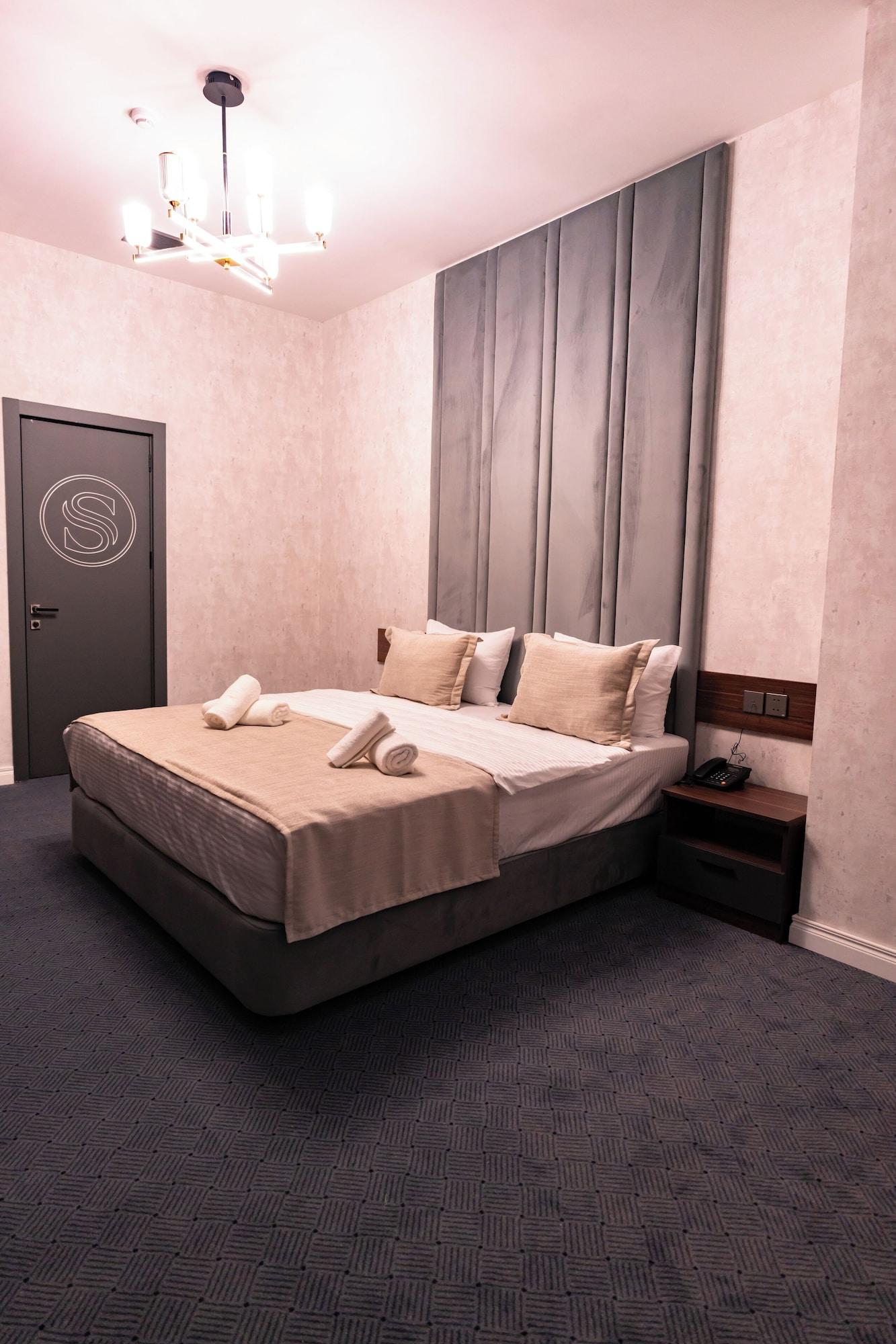 Secret Hotel
