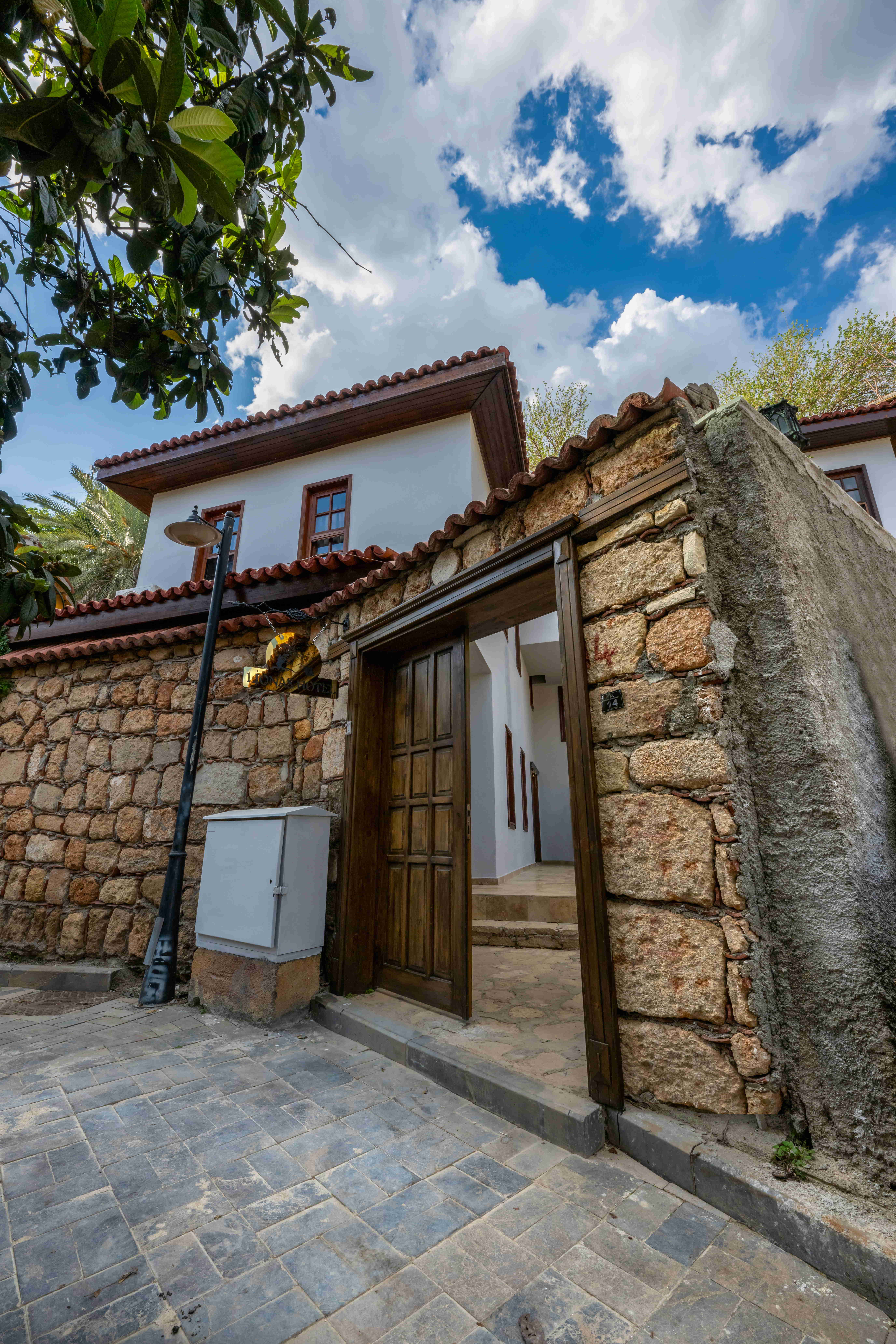 Lionas Hotel Kaleici