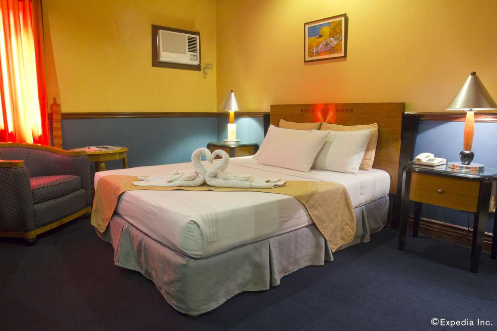 Miramar Hotel by null