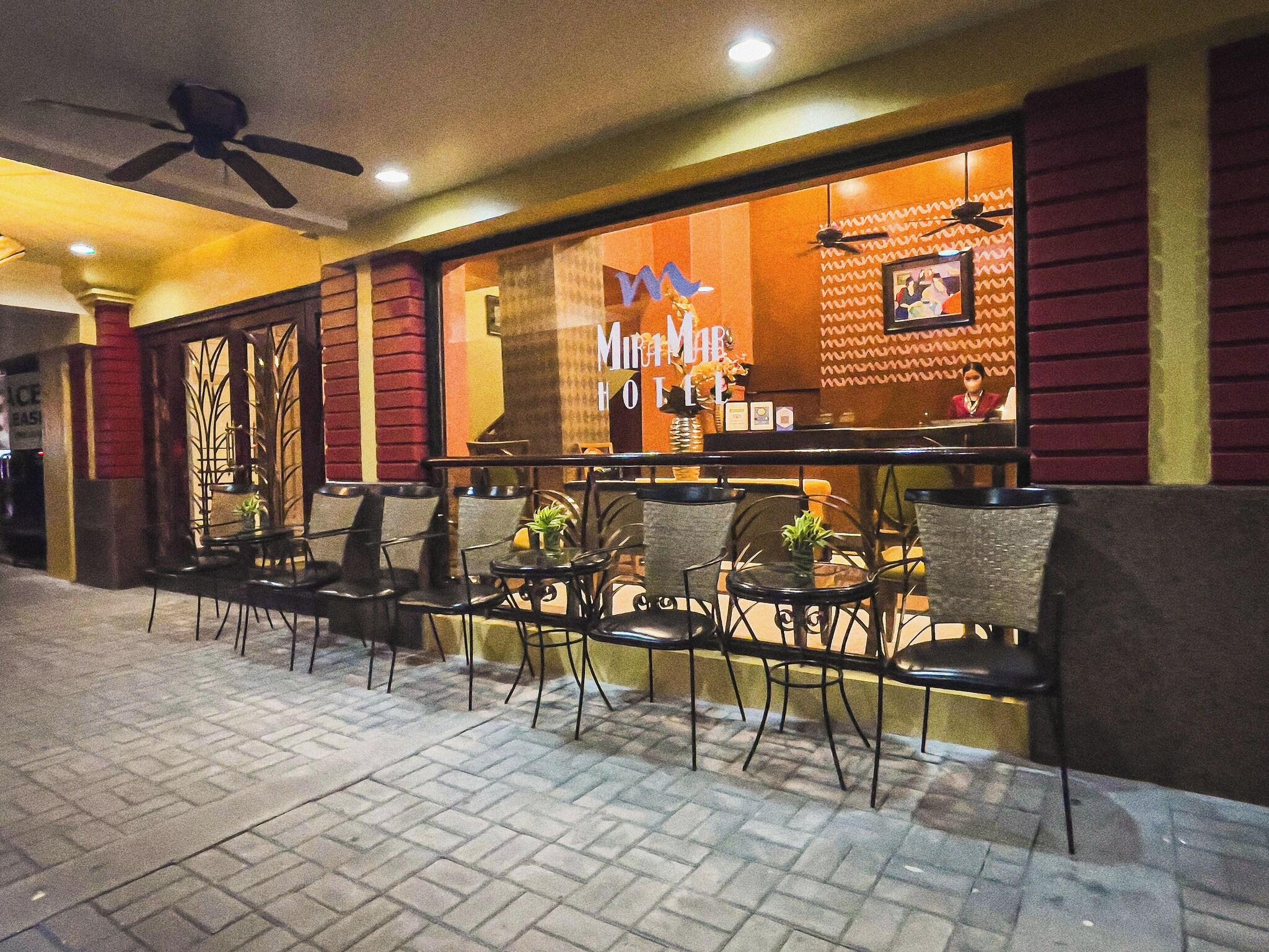 Miramar Hotel by null