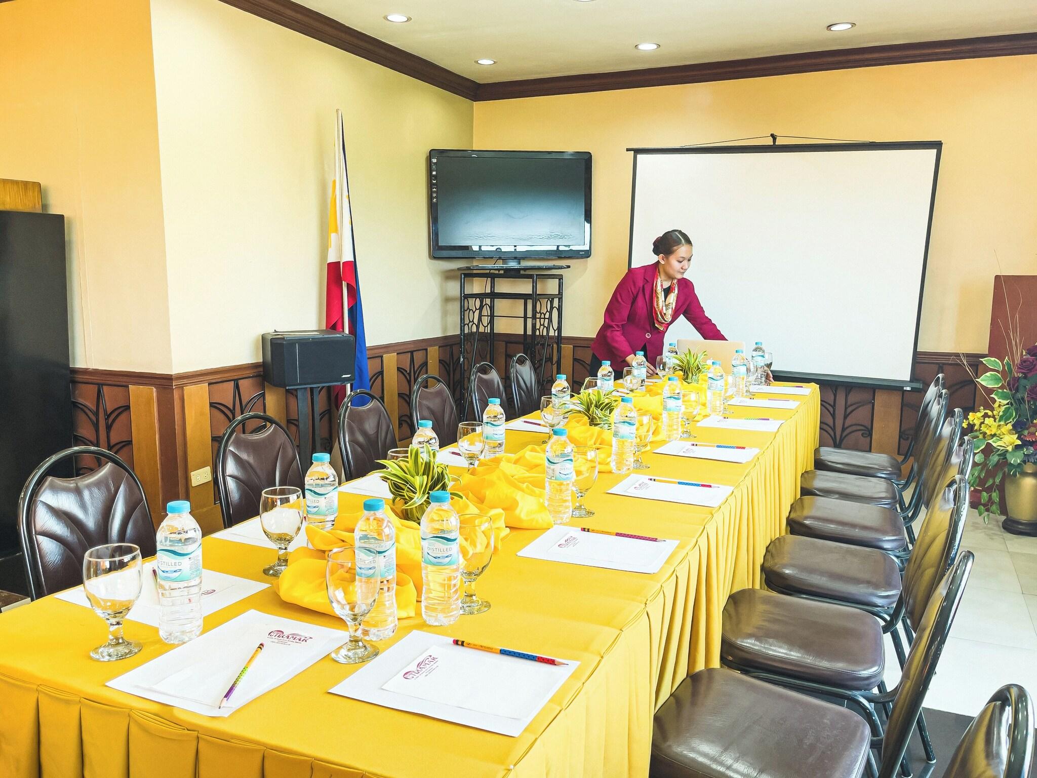 Miramar Hotel by null