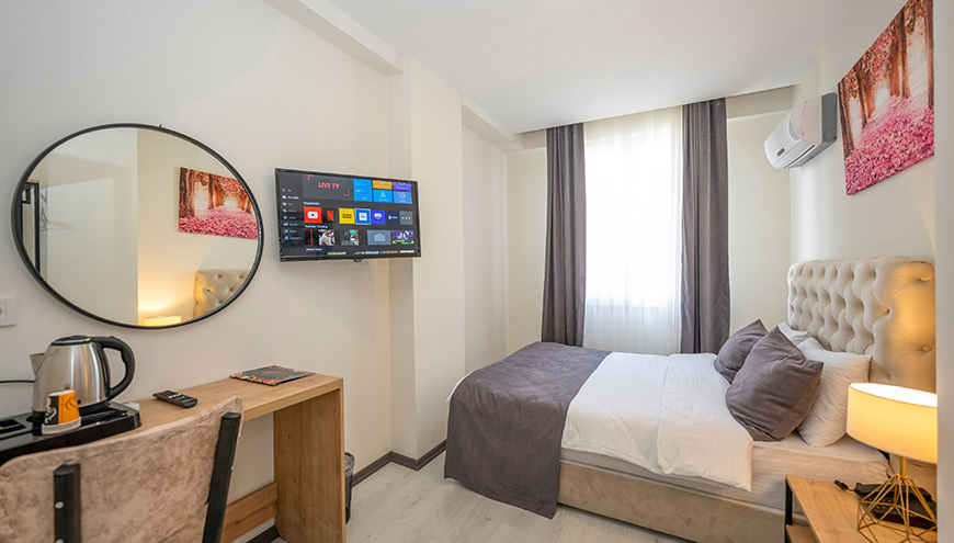 Glori̇a Ai̇rport Hotel
