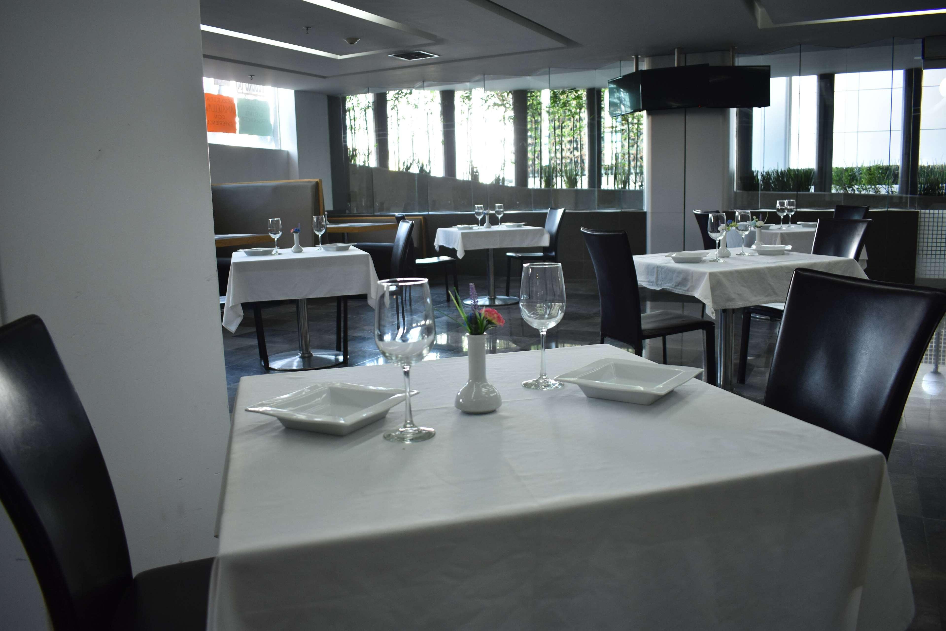 Ramada By Wyndham Mexico City Santa Fe