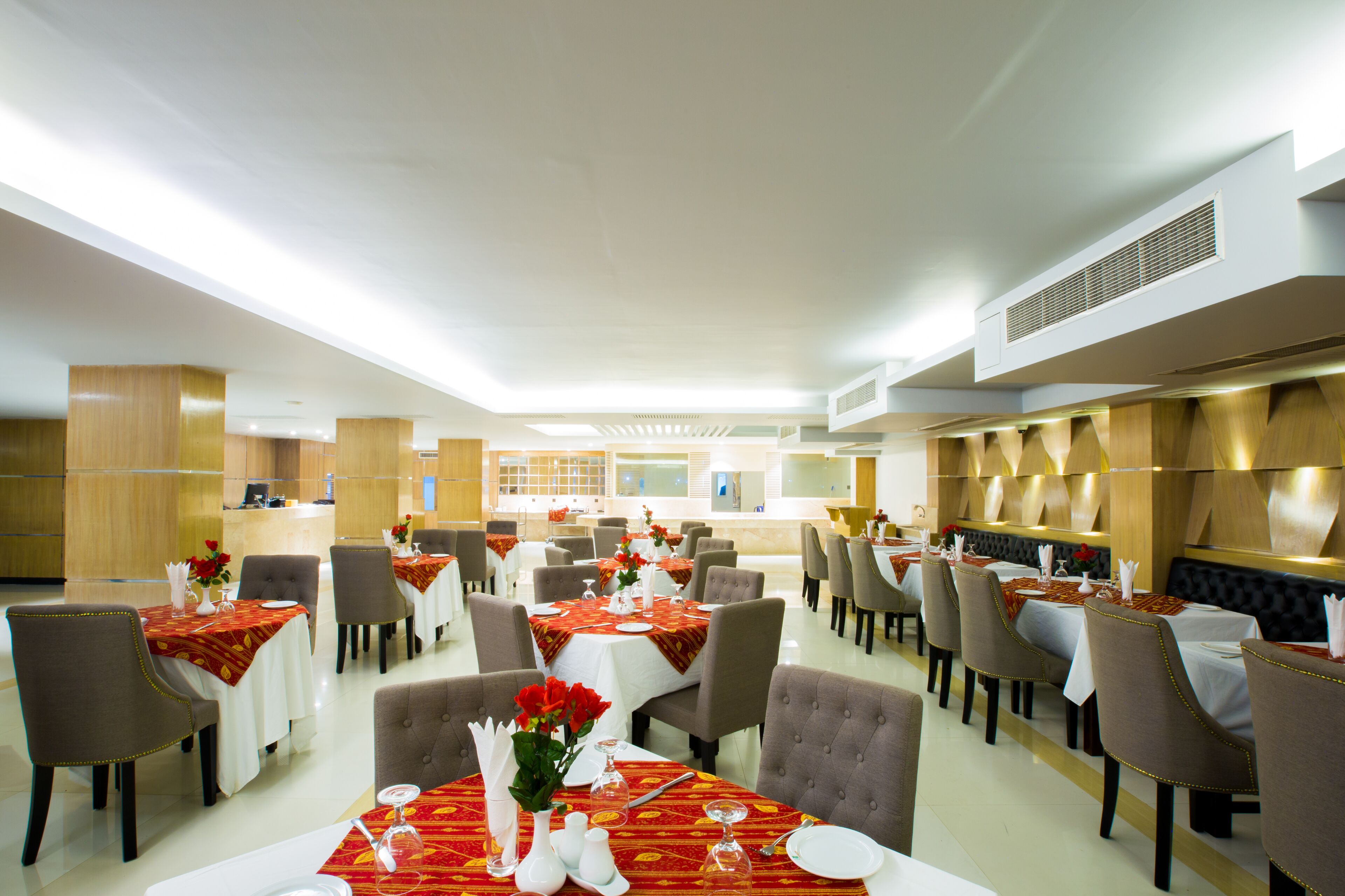 Momo Inn