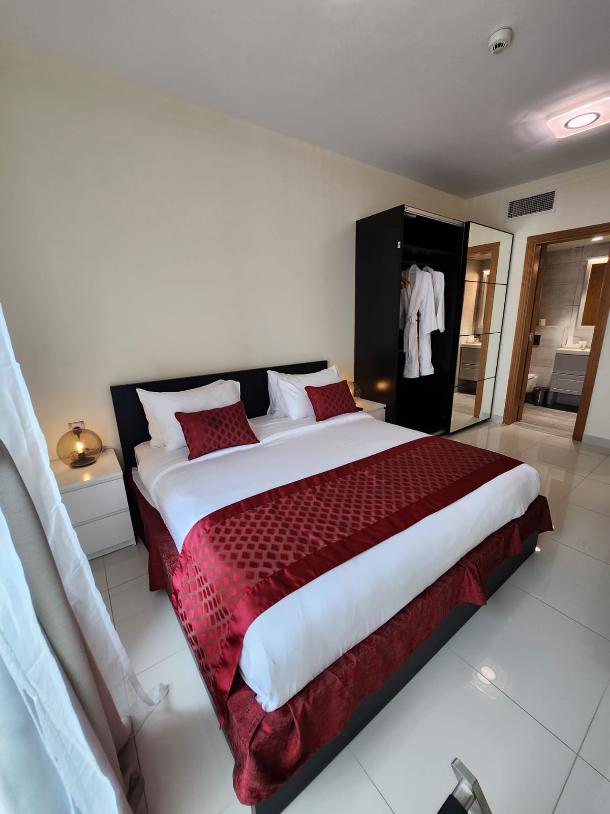 Al Manzil Residence & Suites