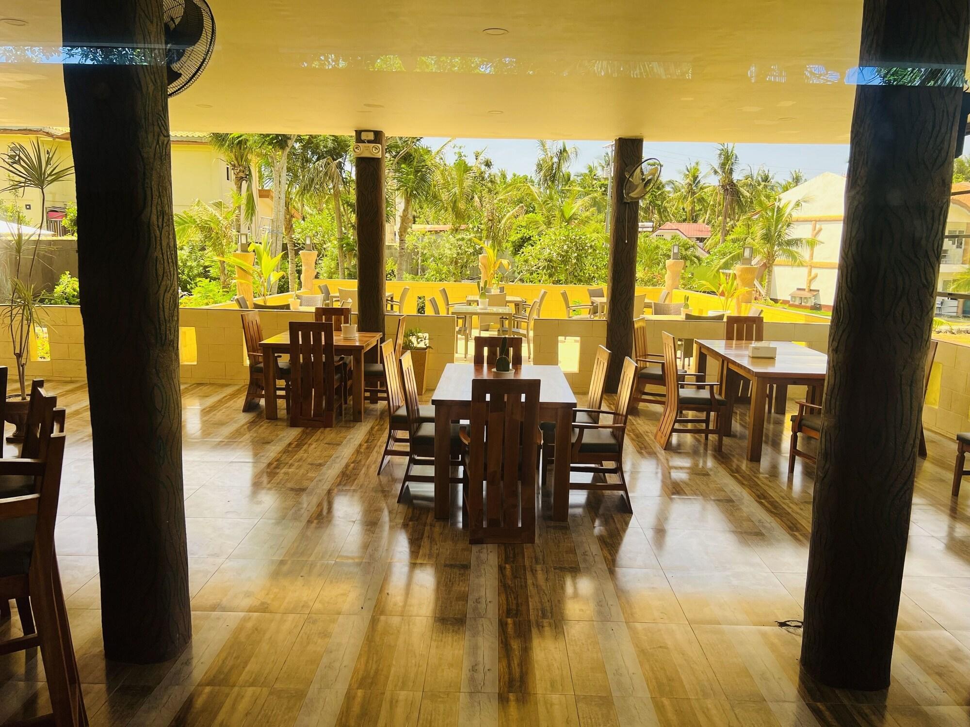 Cabilao Sunset Dive Beach Resort