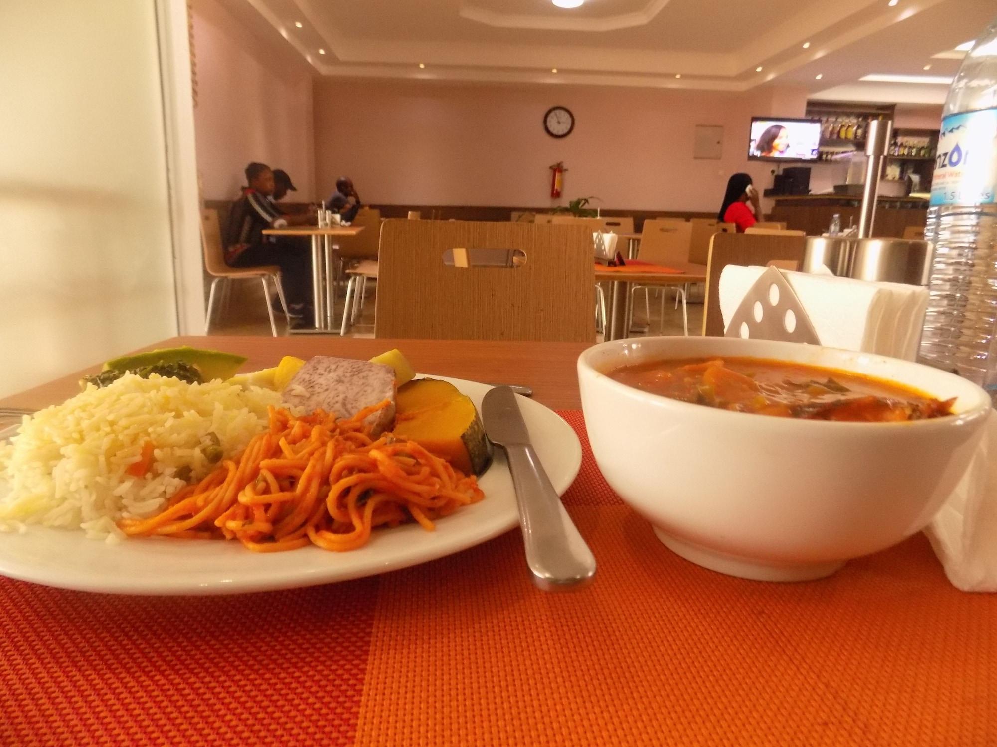 Entebbe Travelle Rs Inn