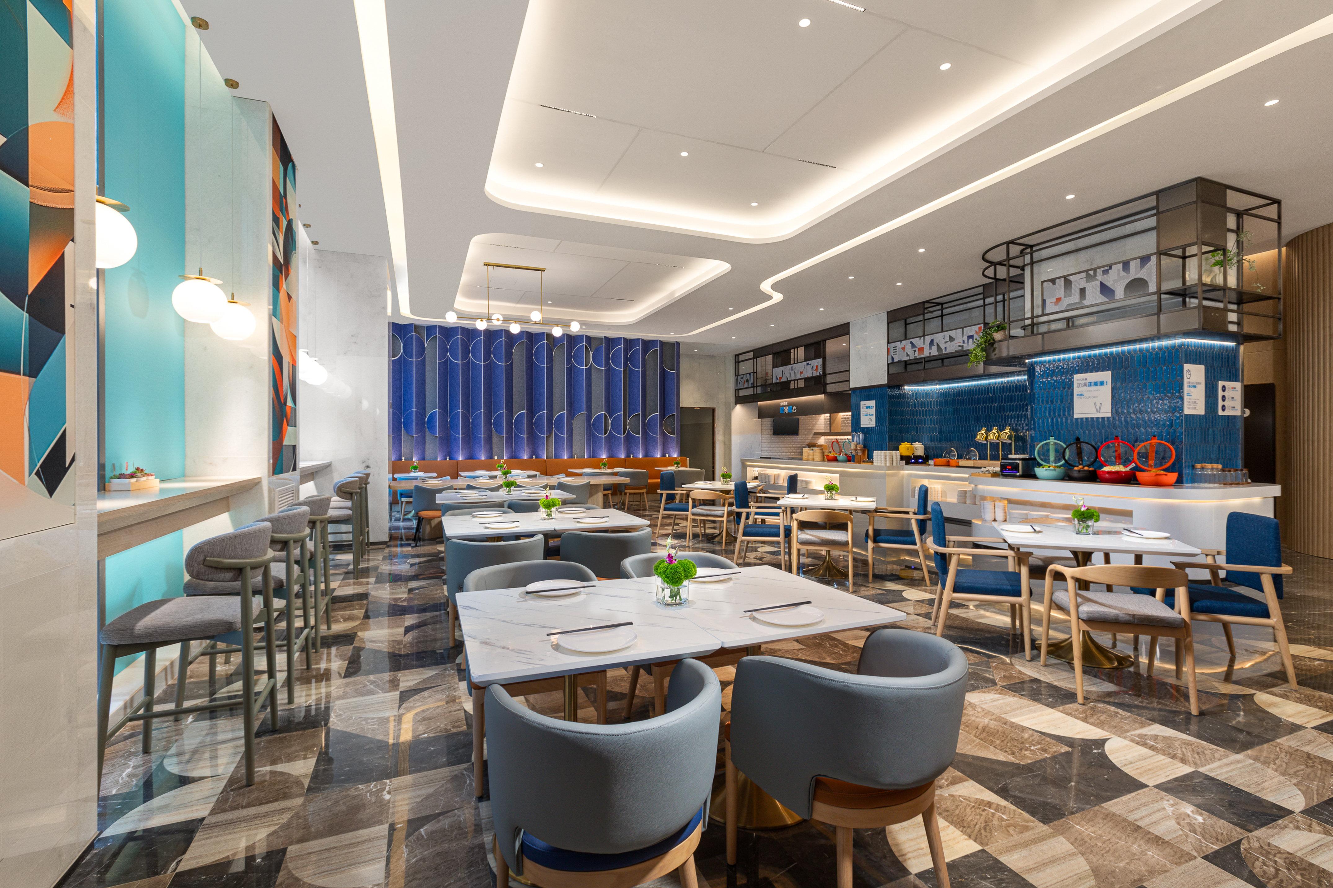 Holiday Inn Express Shanghai Changfeng Park