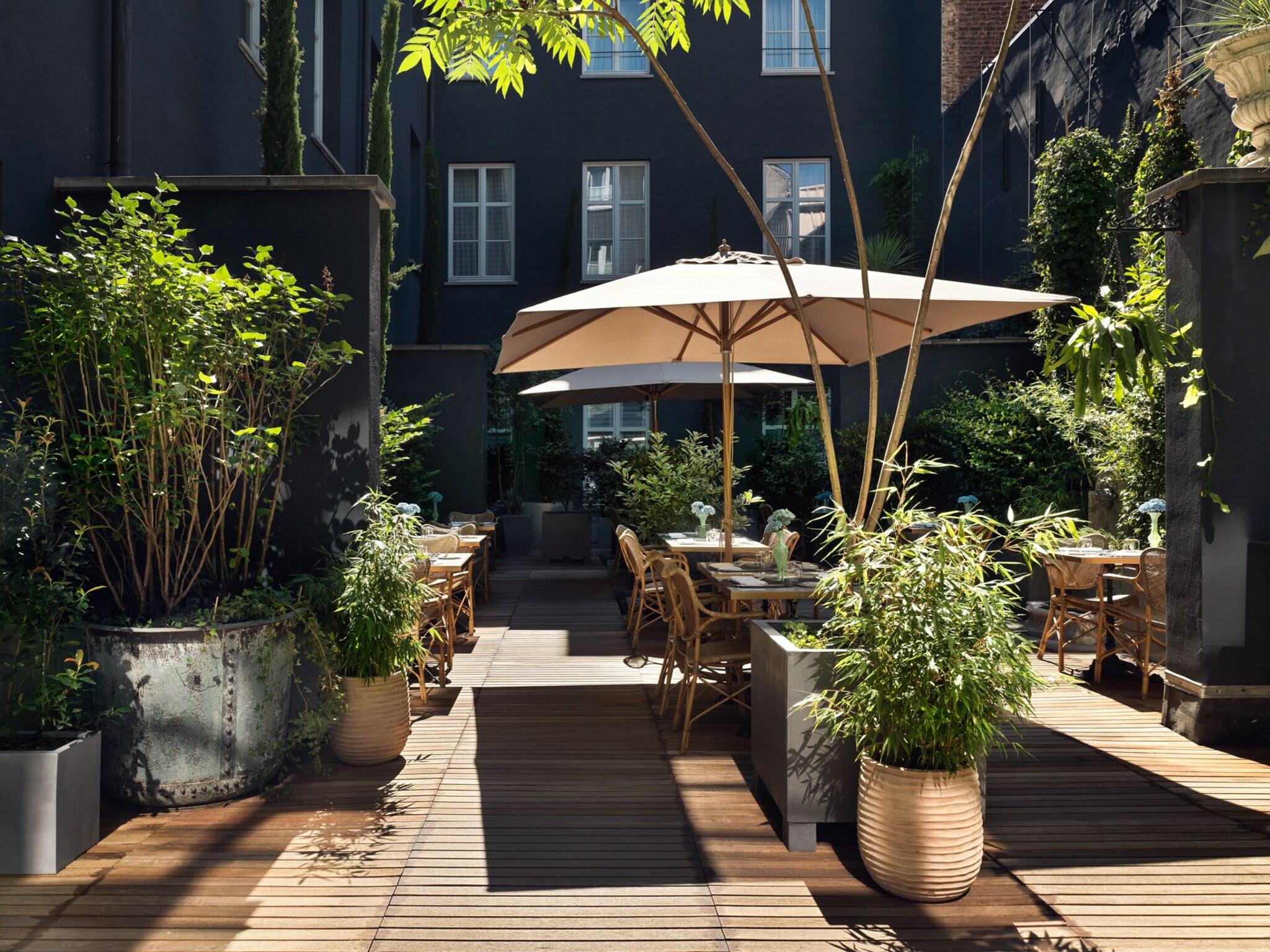 Juliana Hotel Brussels, an SLH Hotel by null