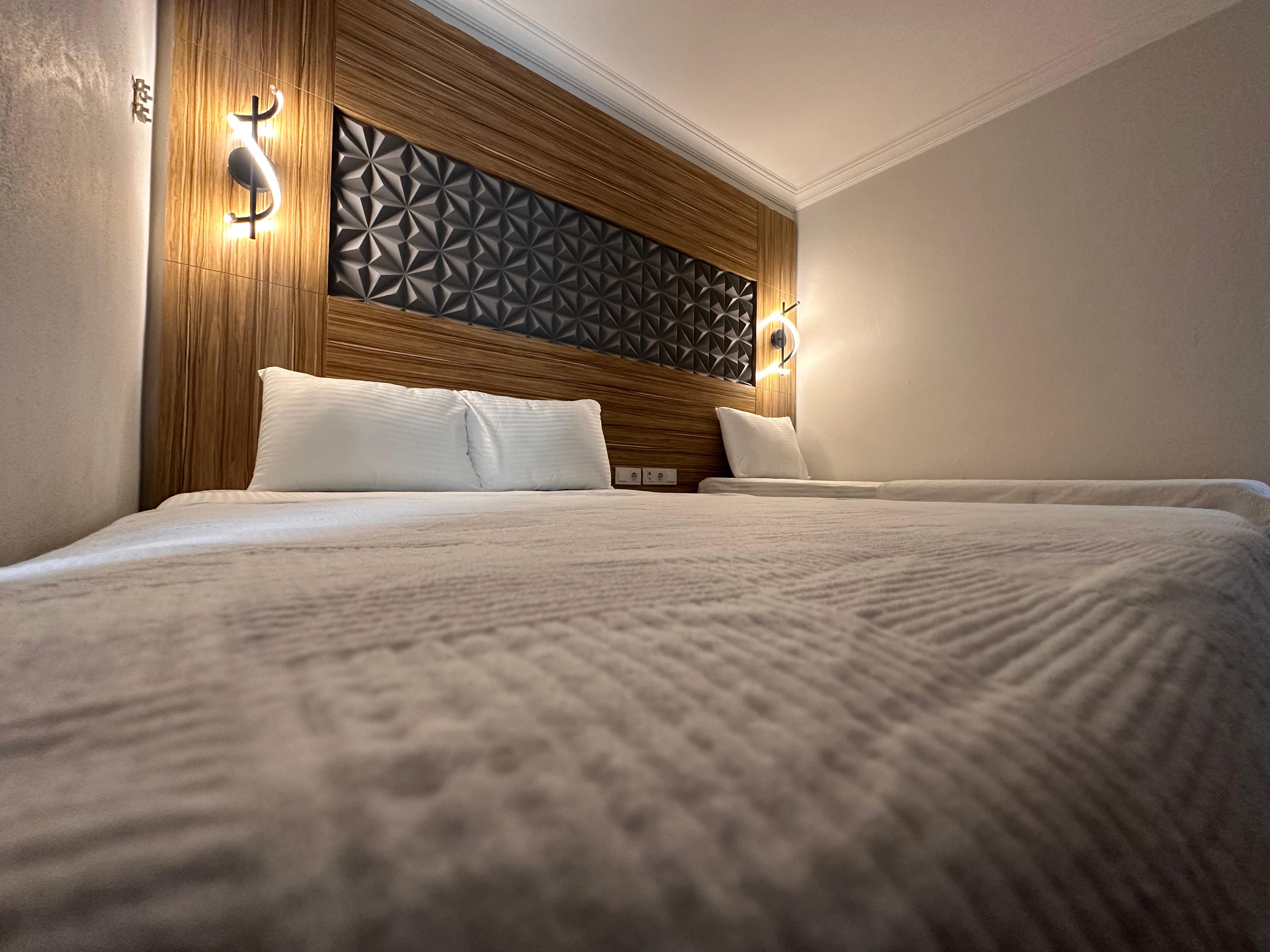 Royal Ezel Hotel