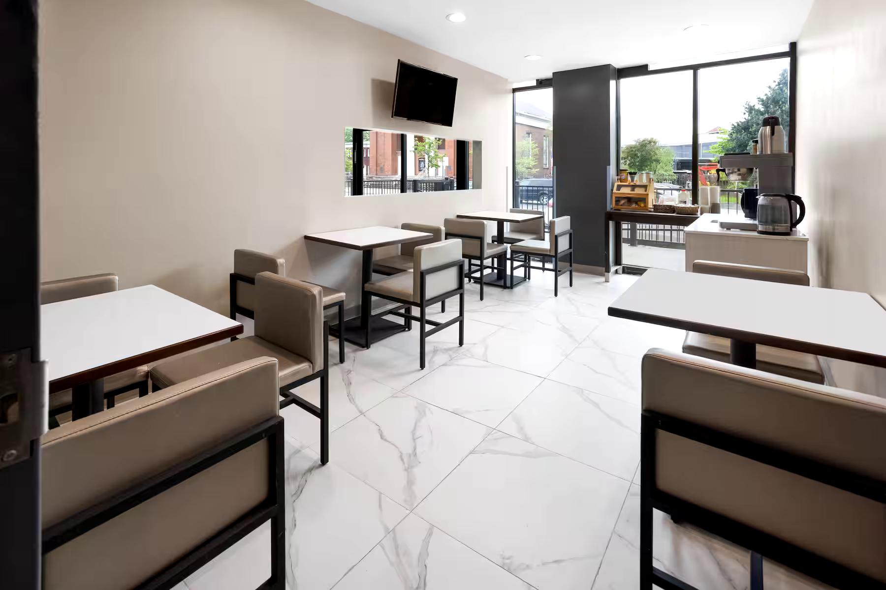 Days Inn By Wyndham Staten Island
