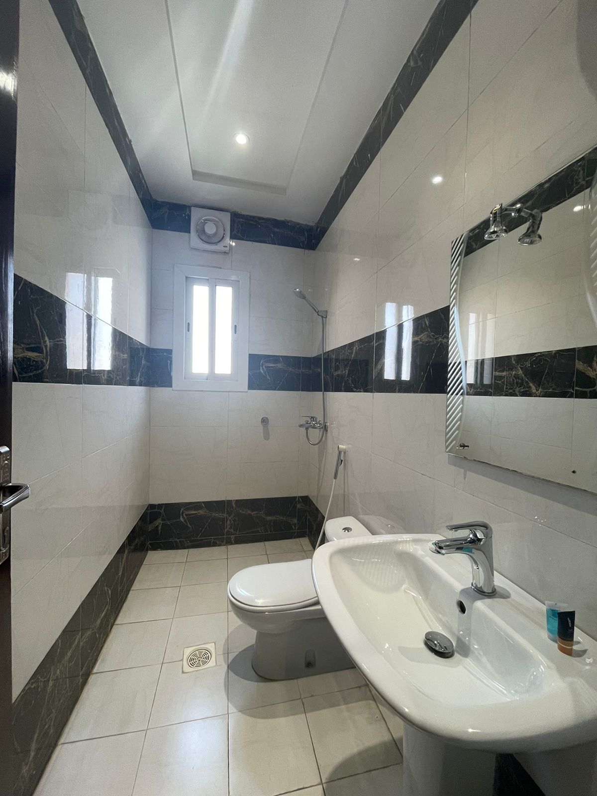 Oyo 660 Taj Sabaa Apartments