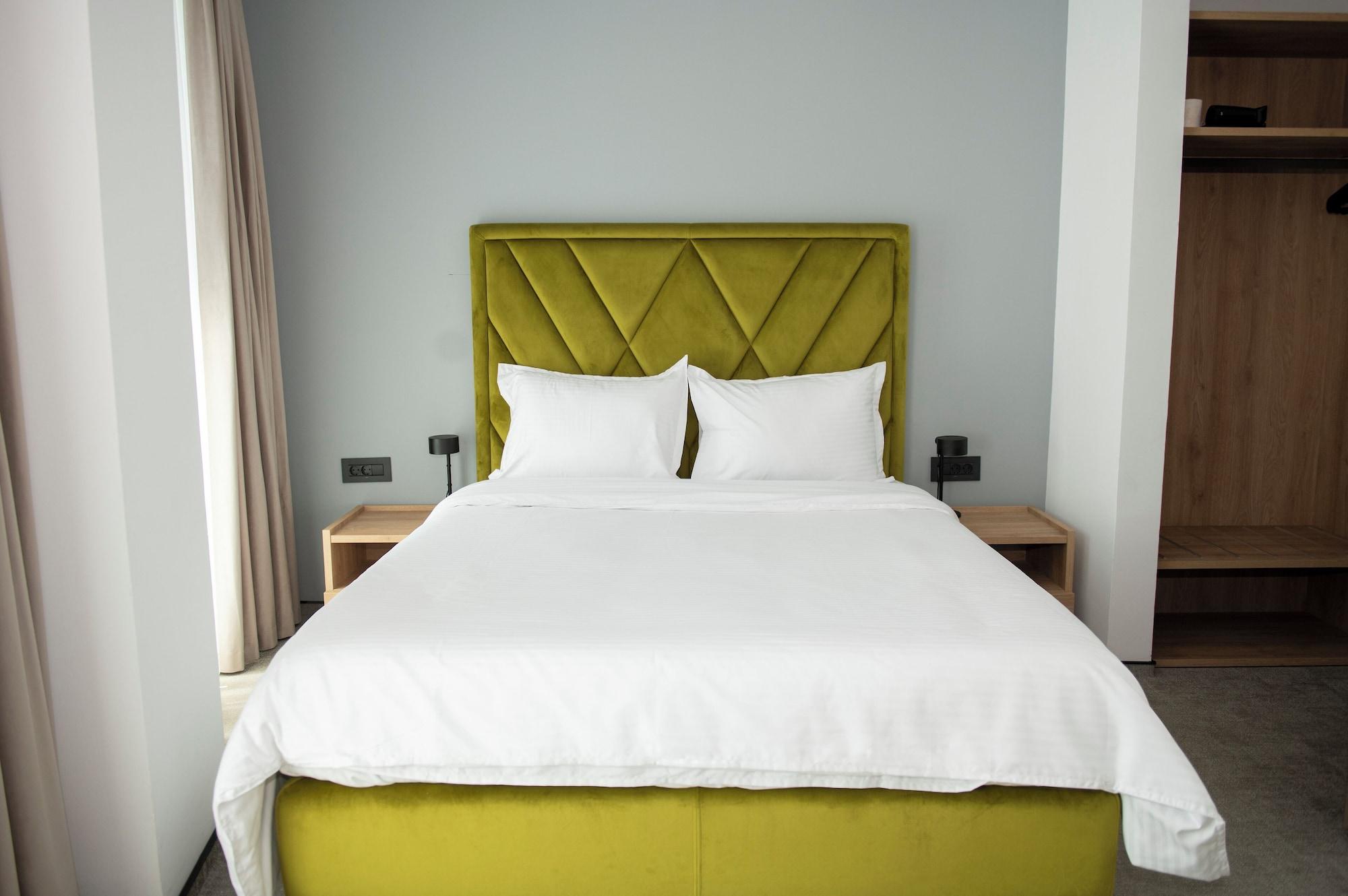 Cm111apparthotel
