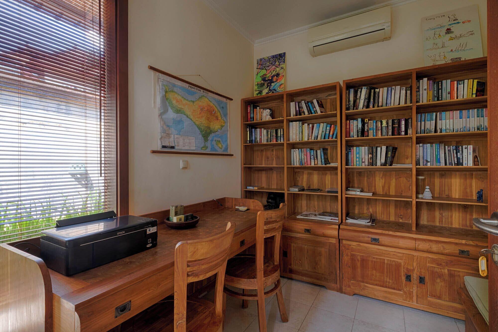 Kutus Kutus Estuary Saba Beach - photo