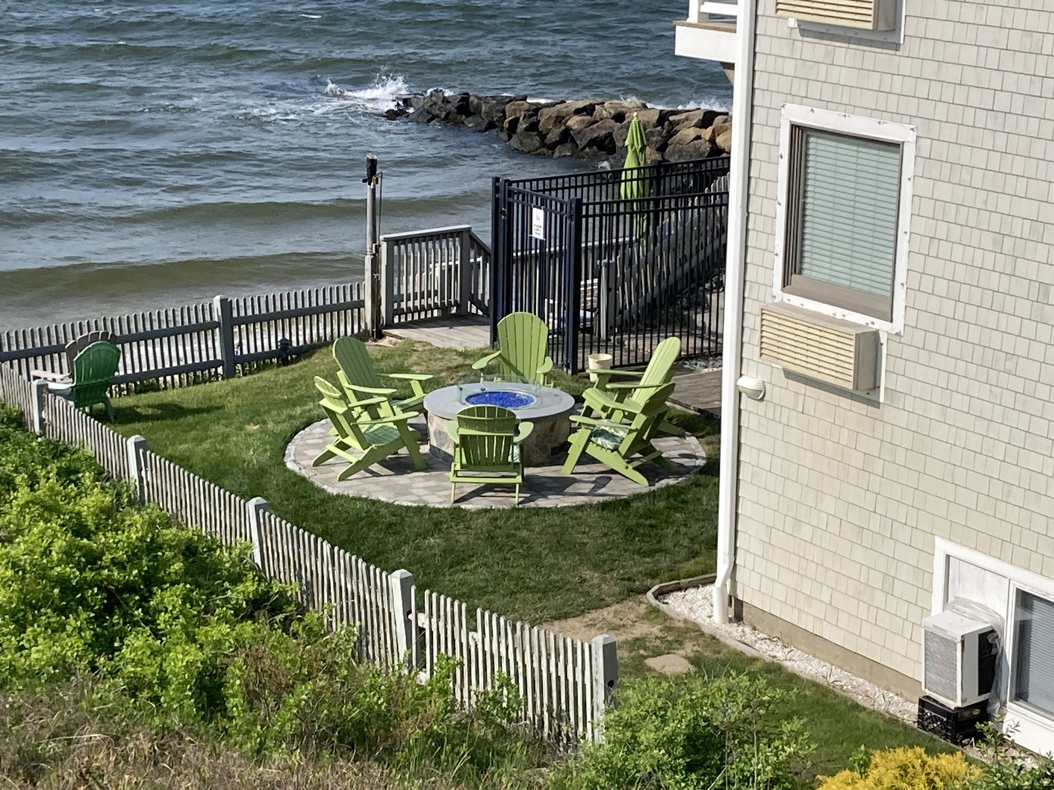 Corsair & Cross Rip Oceanfront Resort