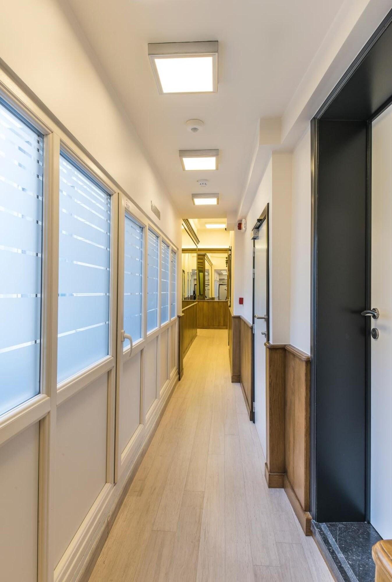 Hotel Agora Brussels Grand Place by null