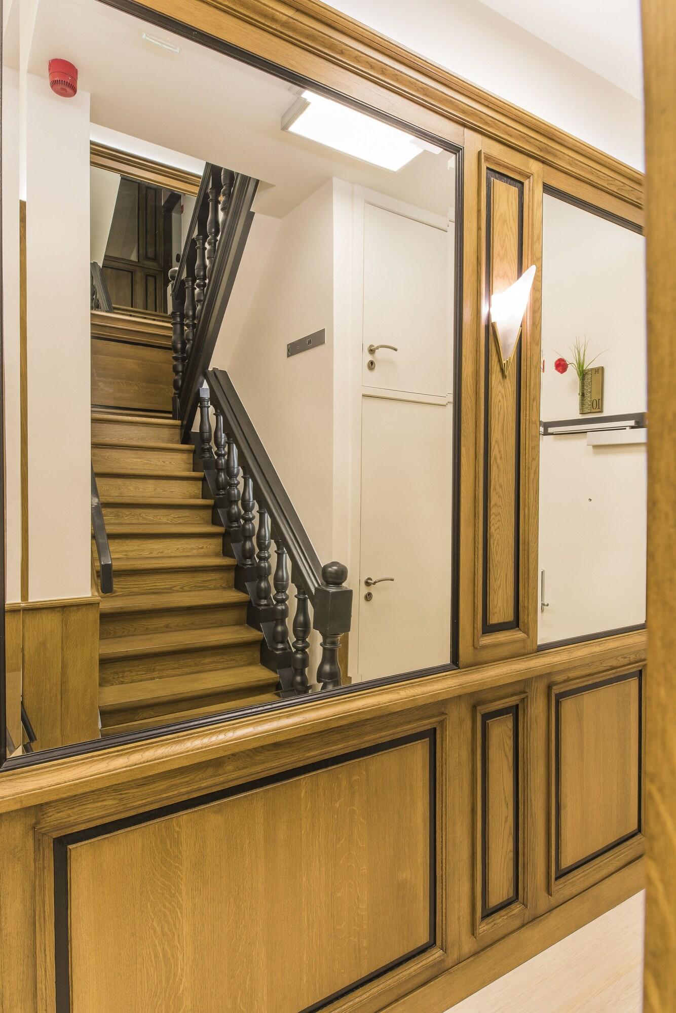 Hotel Agora Brussels Grand Place by null