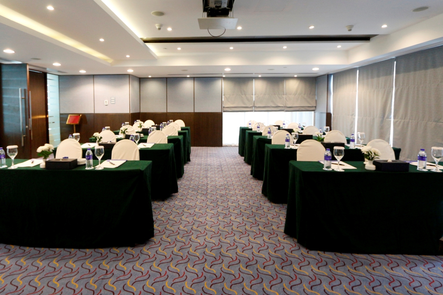 Samaya Deira - photo