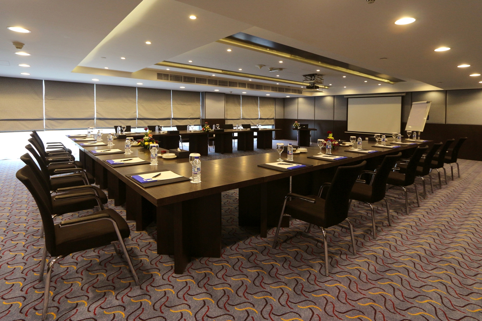 Samaya Deira - photo