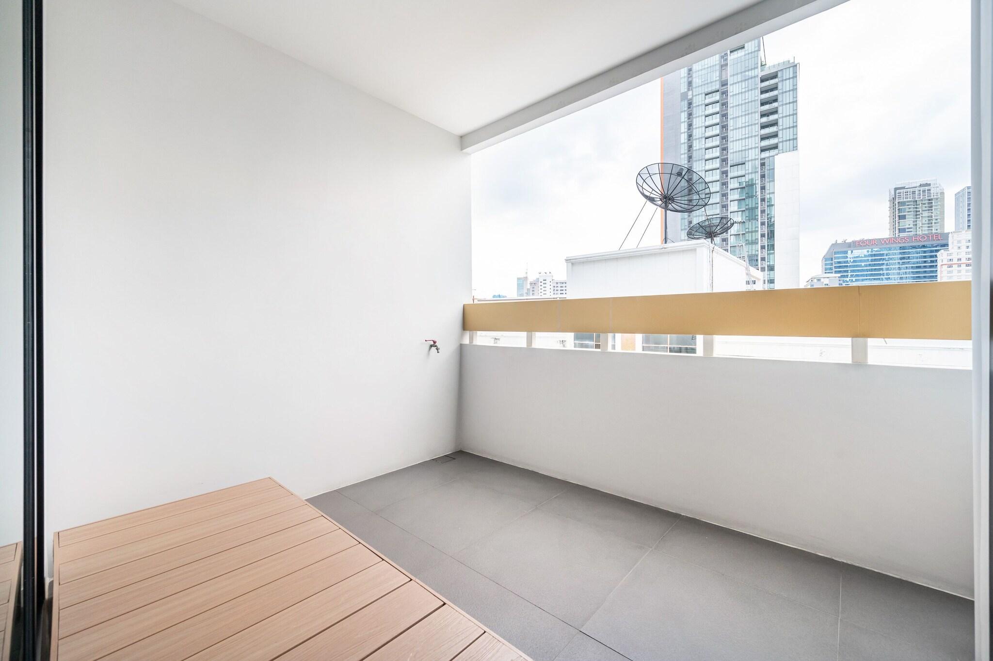 Livezen Bangkok
