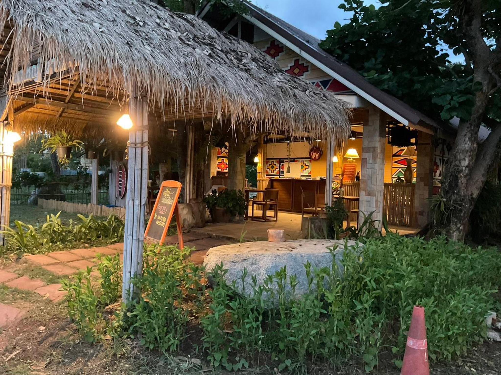 Khao Yai Lake Hill Resort