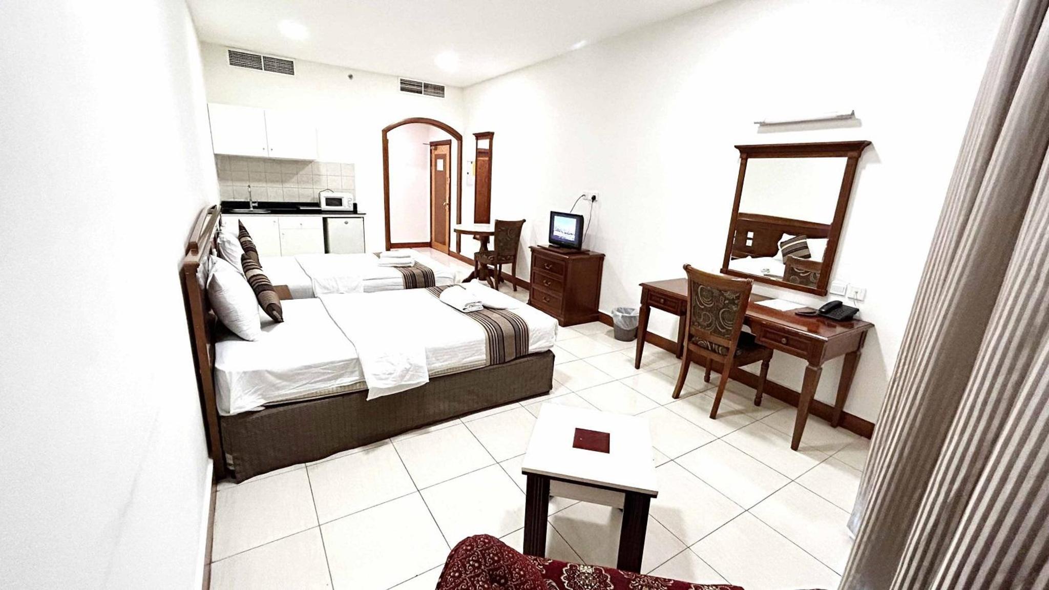 Moon Valley Hotel Apartment