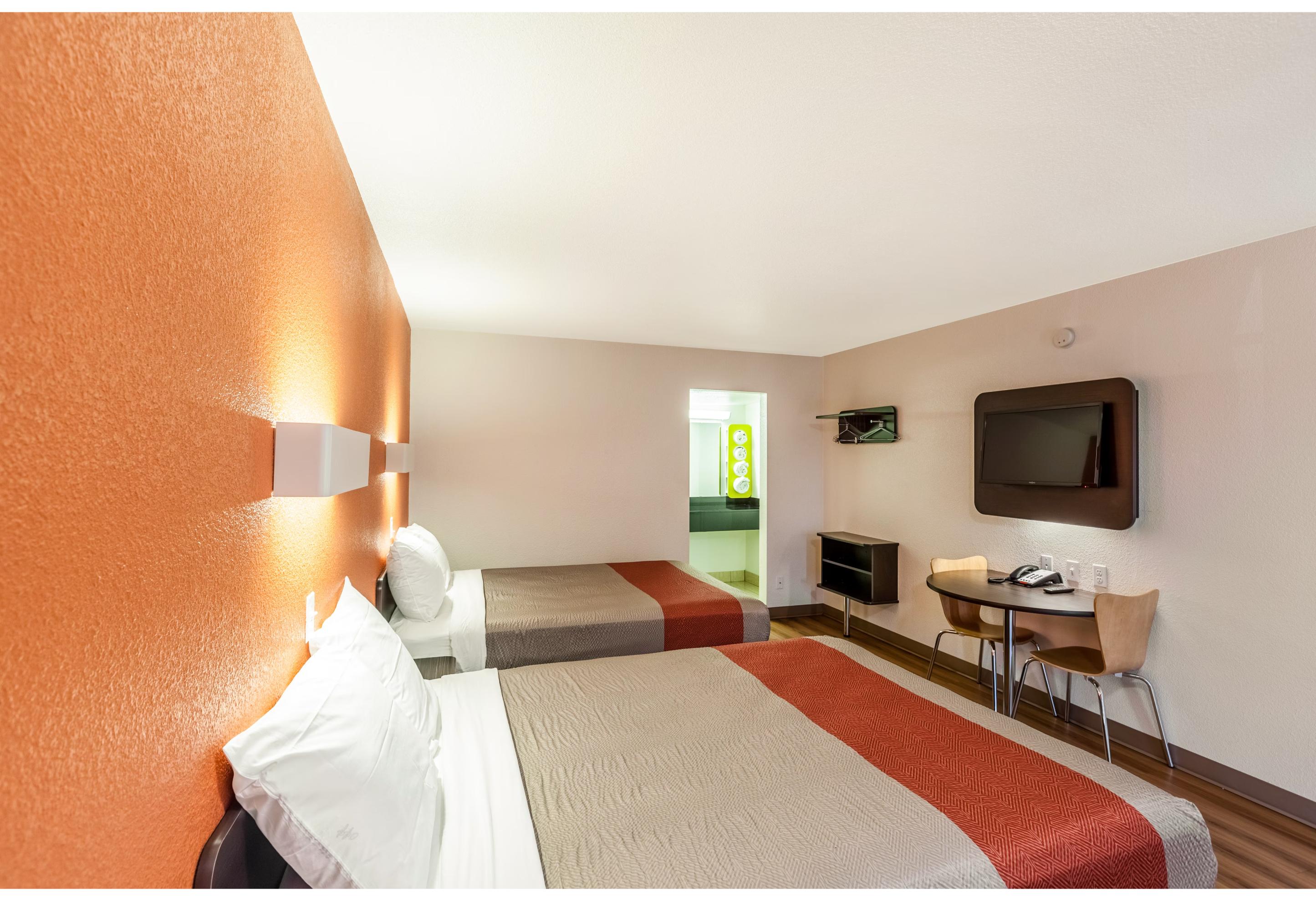 Quad room, smokers allowed