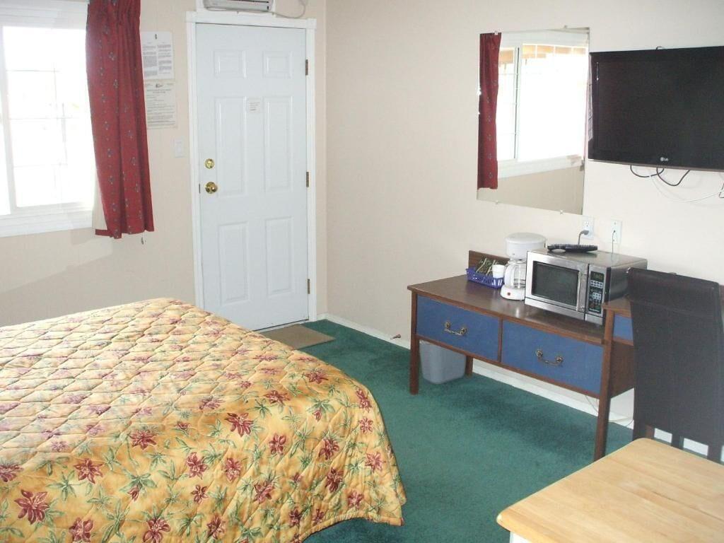 Travellers Motel