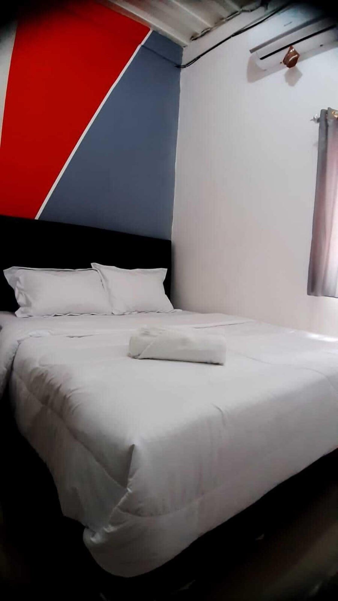 D Ariska Rooms Homestay