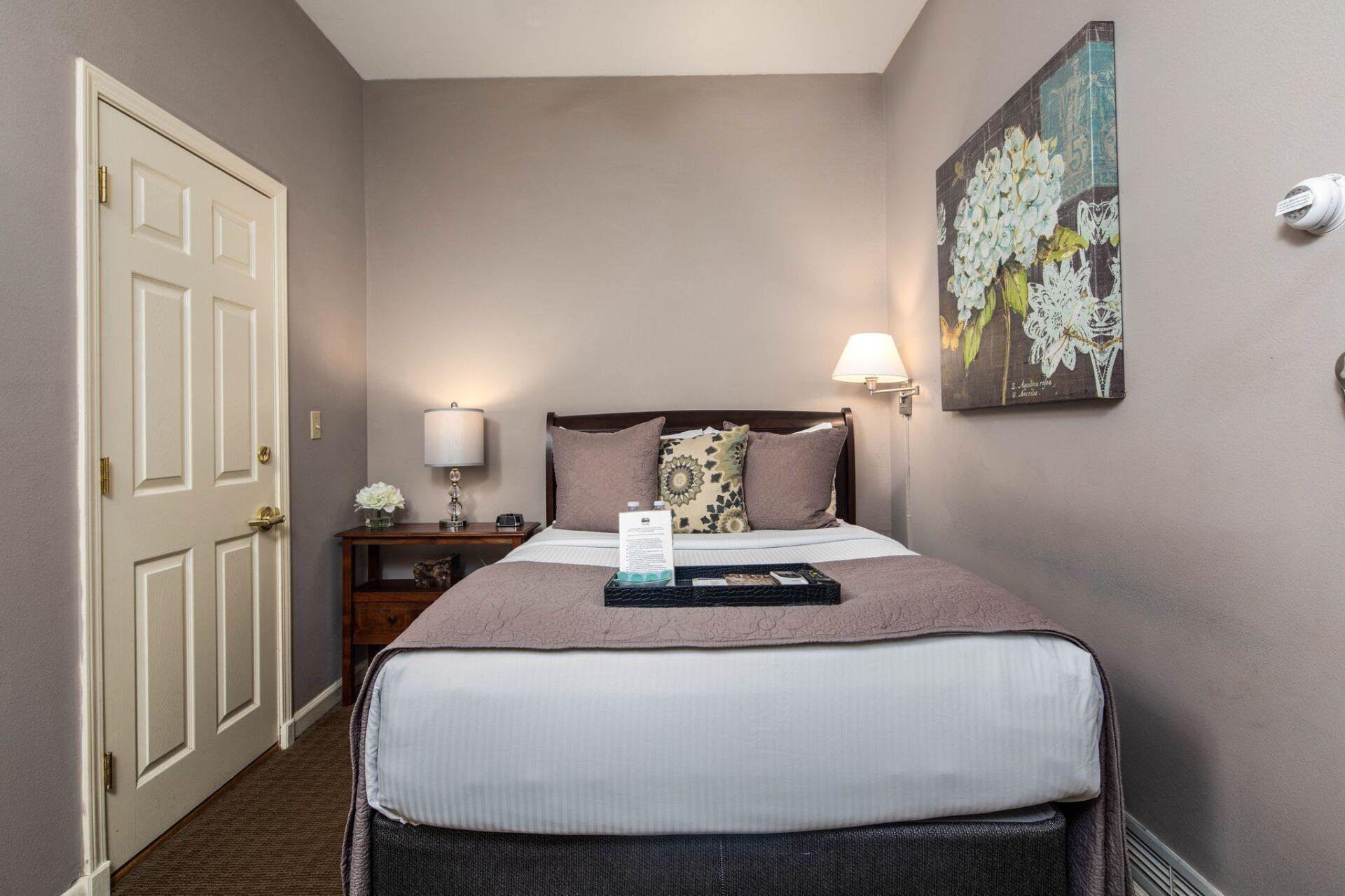 Inn Above Oak Creek by null