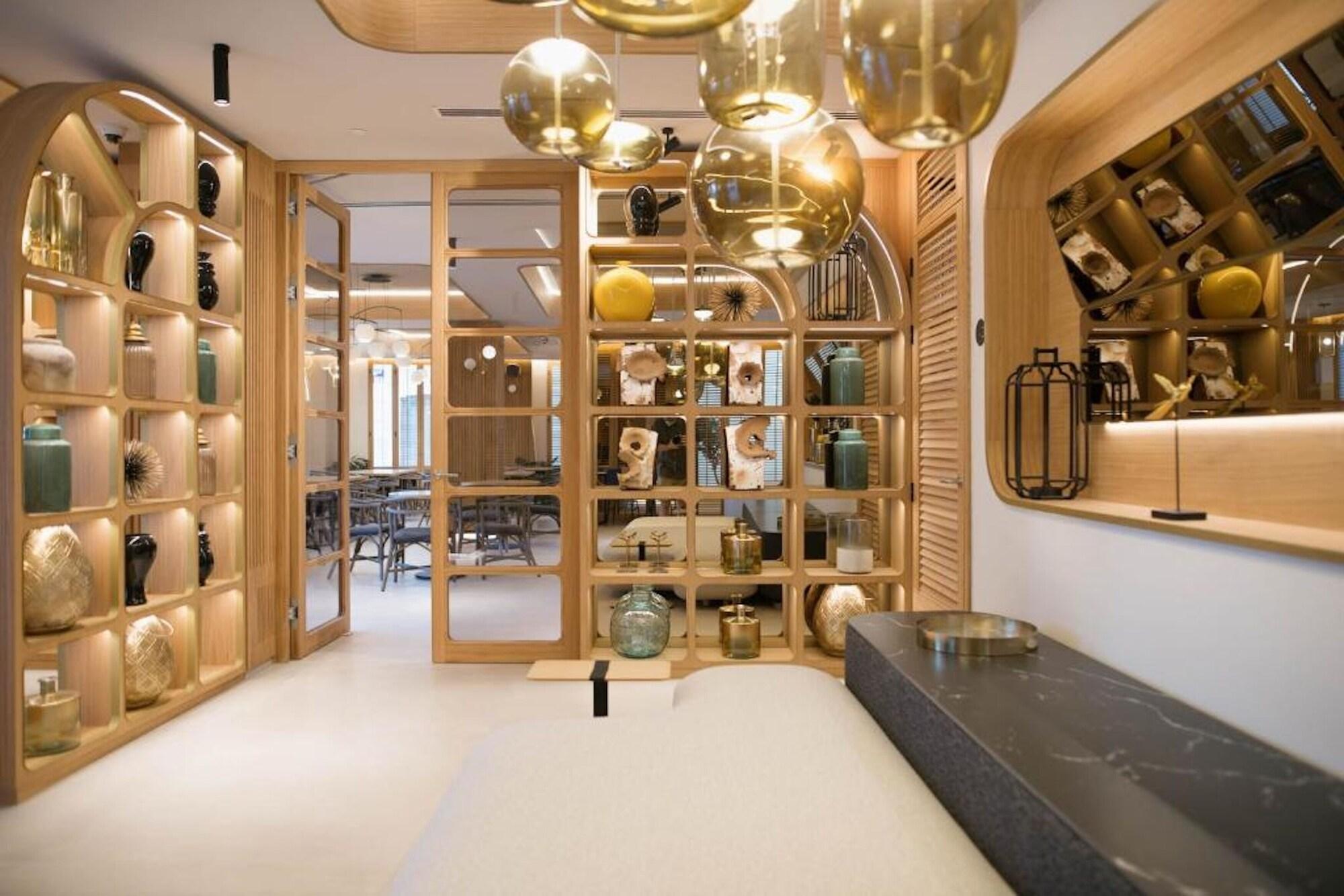 Hotel Puerta Serranos by null