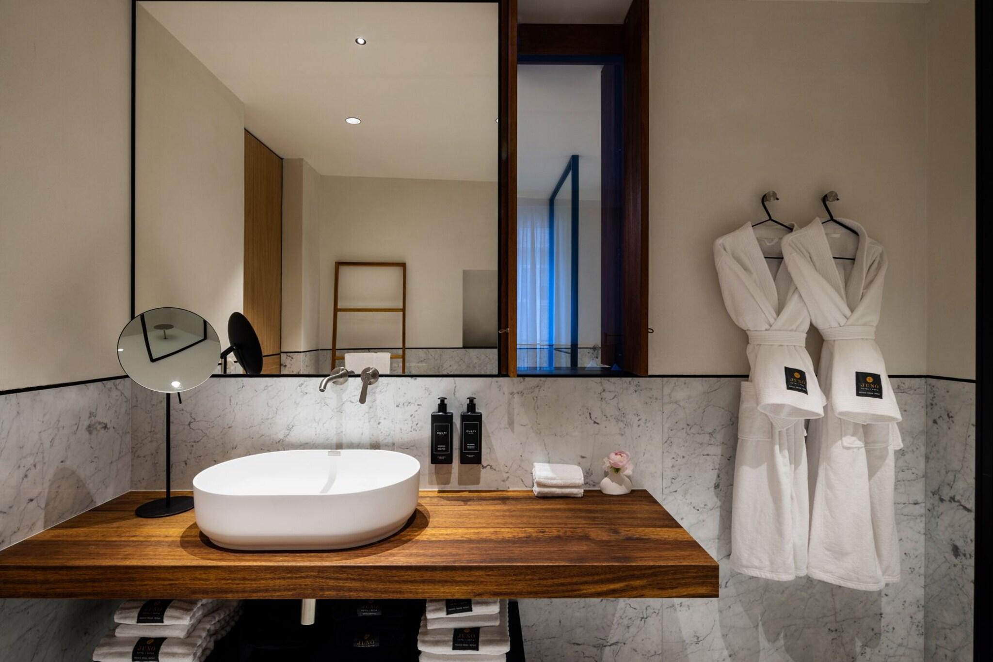 Juno Hotel Sofia A Member Of Design Hotels
