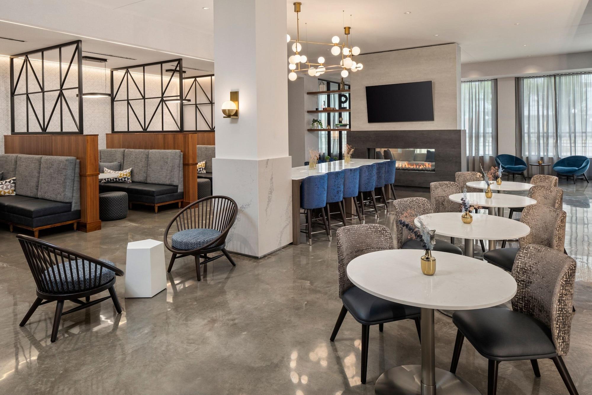 Courtyard By Marriott St Paul Downtown