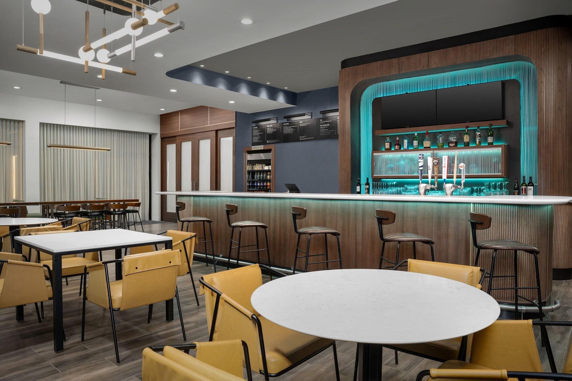 Courtyard By Marriott Northport
