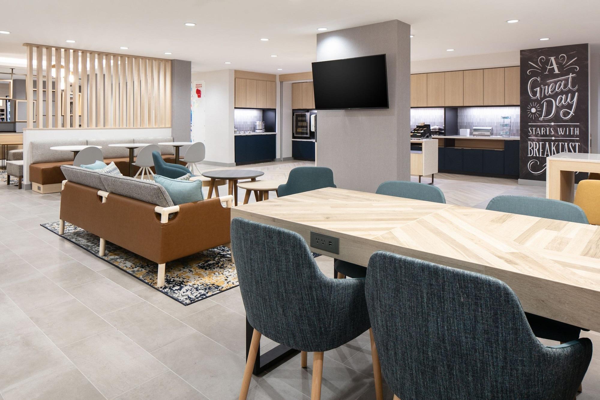 Towneplace Suites By Marriott Oshkosh