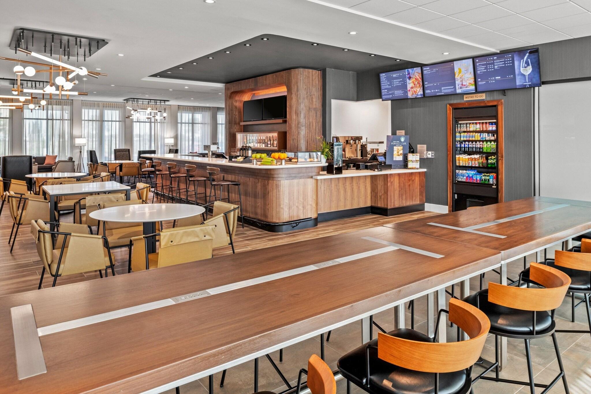 Courtyard By Marriott Modesto North