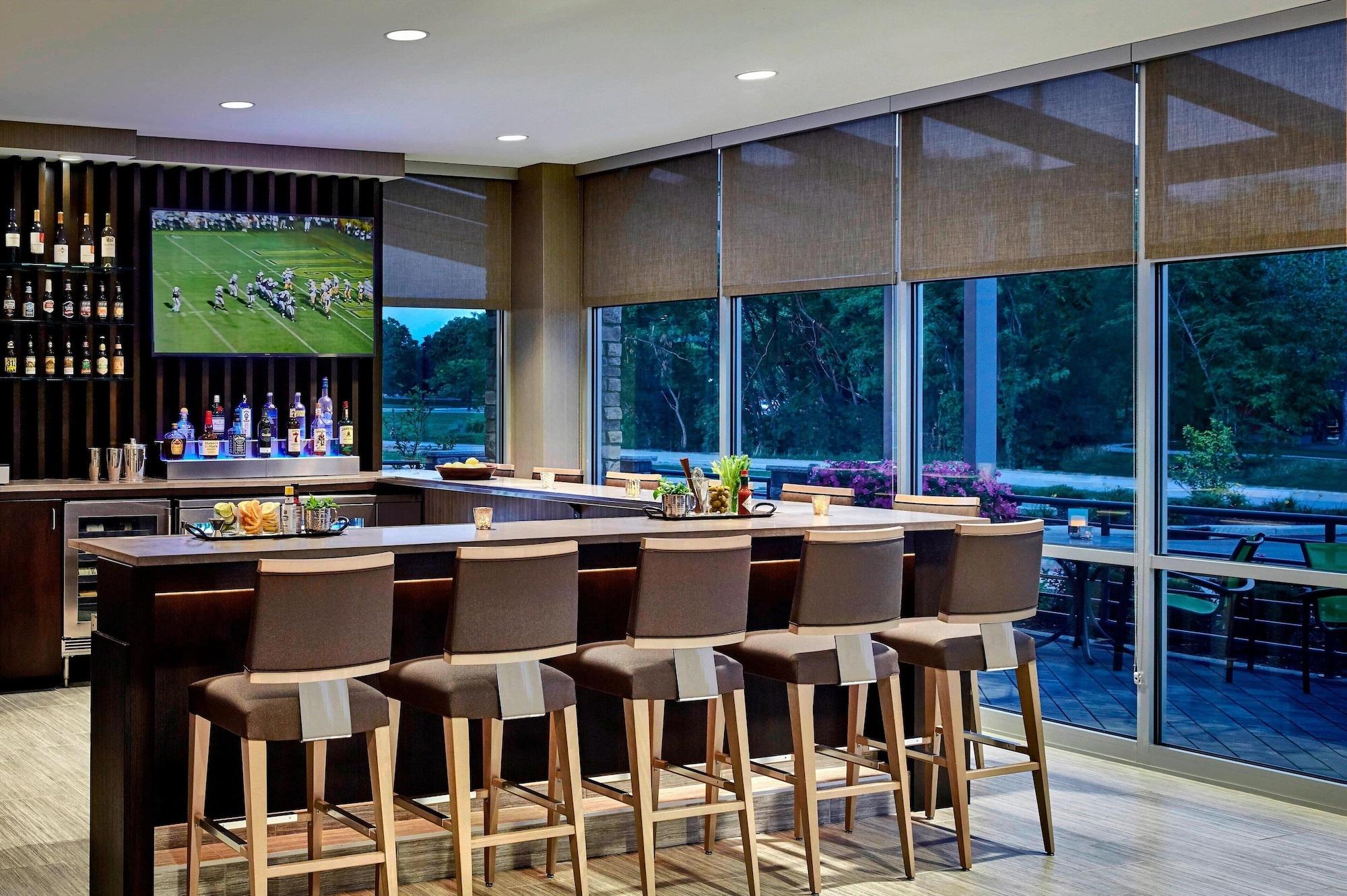 Springhill Suites By Marriott Roanoke North
