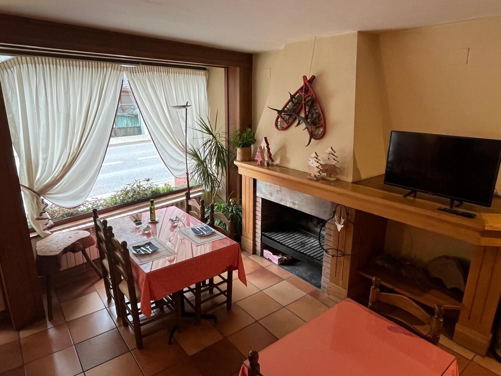 Hotel Joan Canejan
