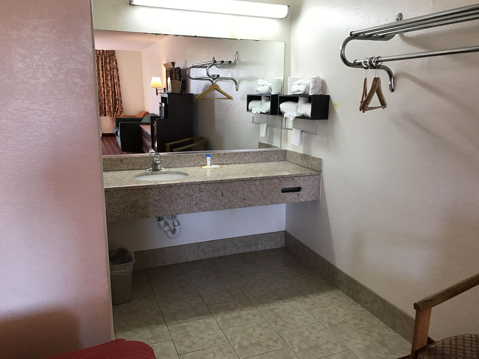Royal Regency Inn