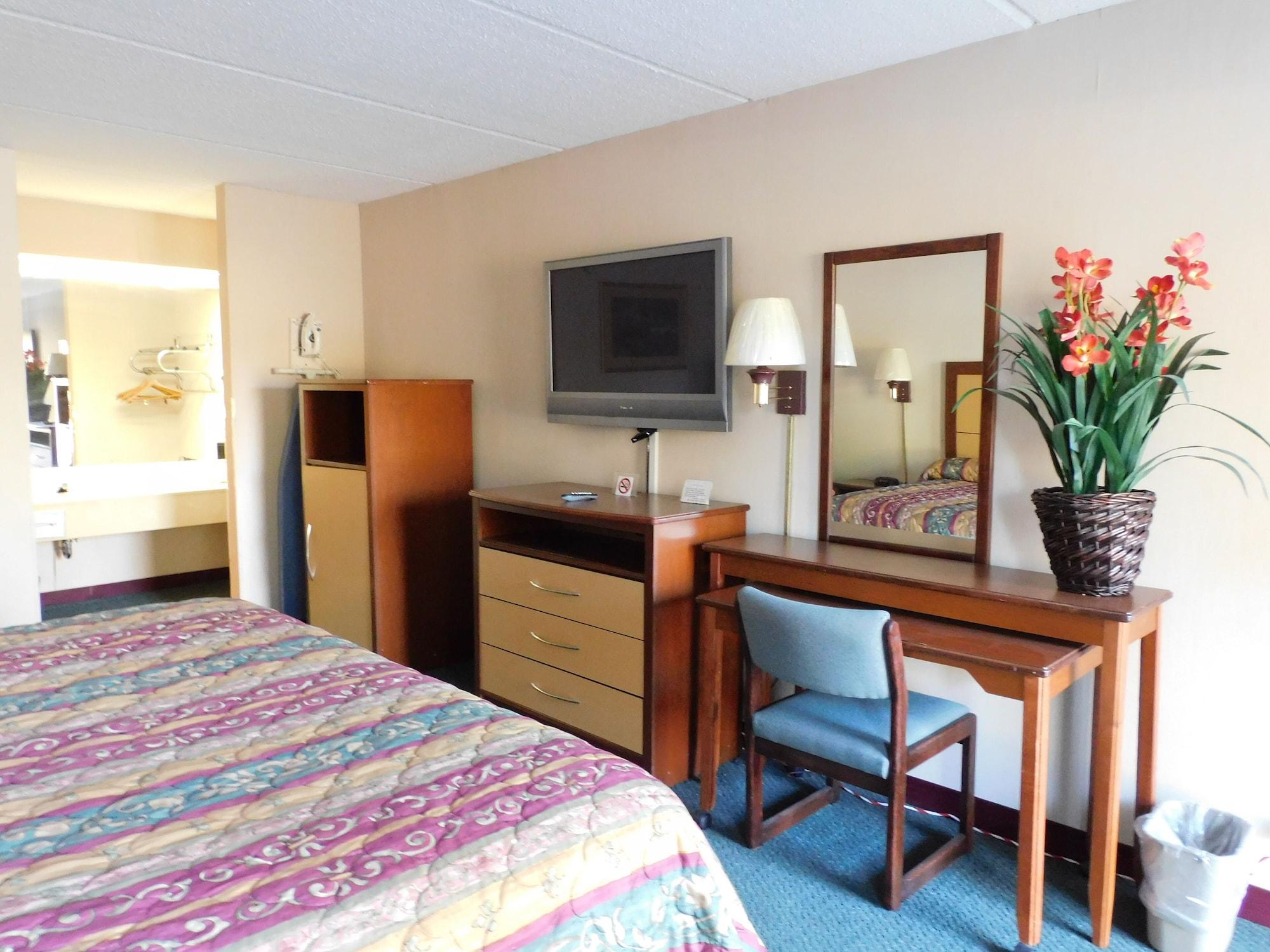 Camilla Inn Suites
