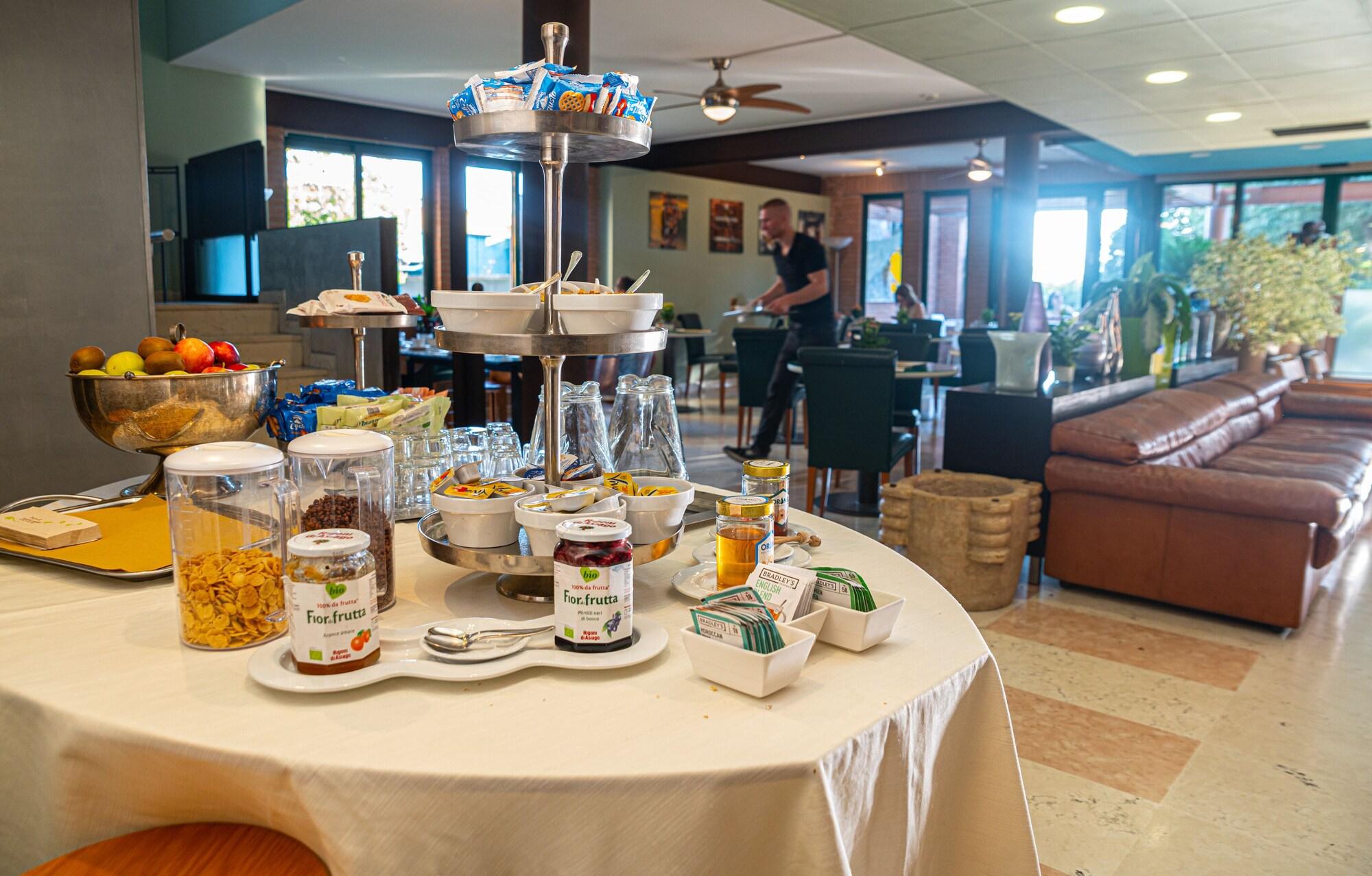 Hotel Querini Budget Business Hotel