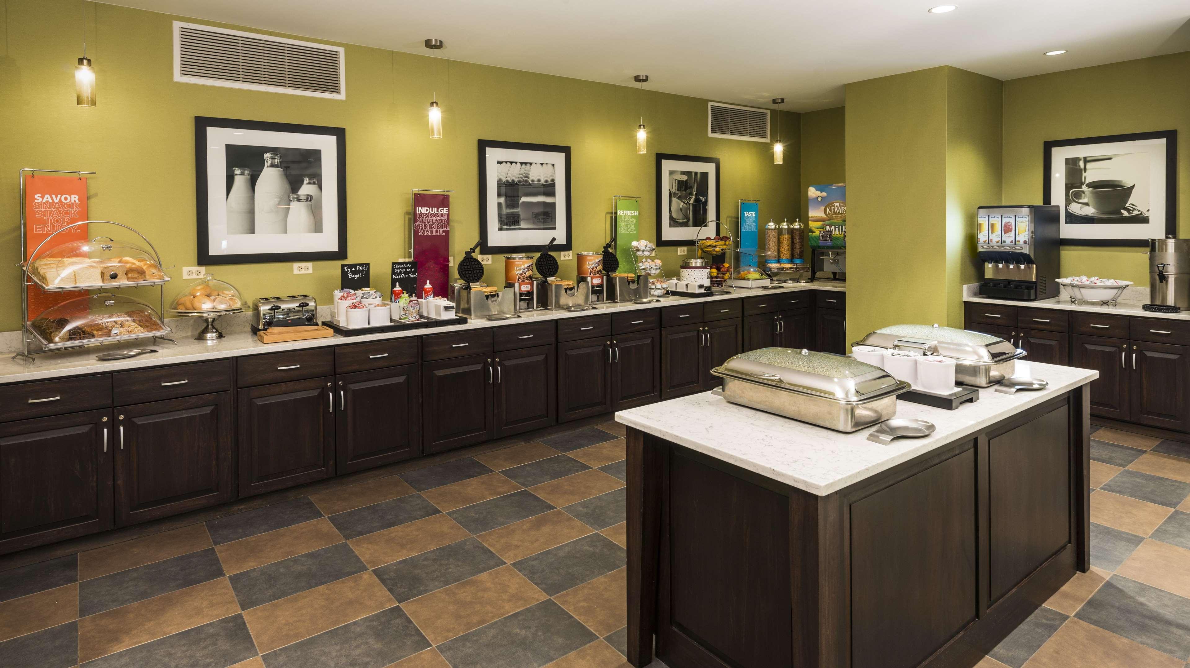 Hampton Inn Chicago Downtown/Magnificent Mile