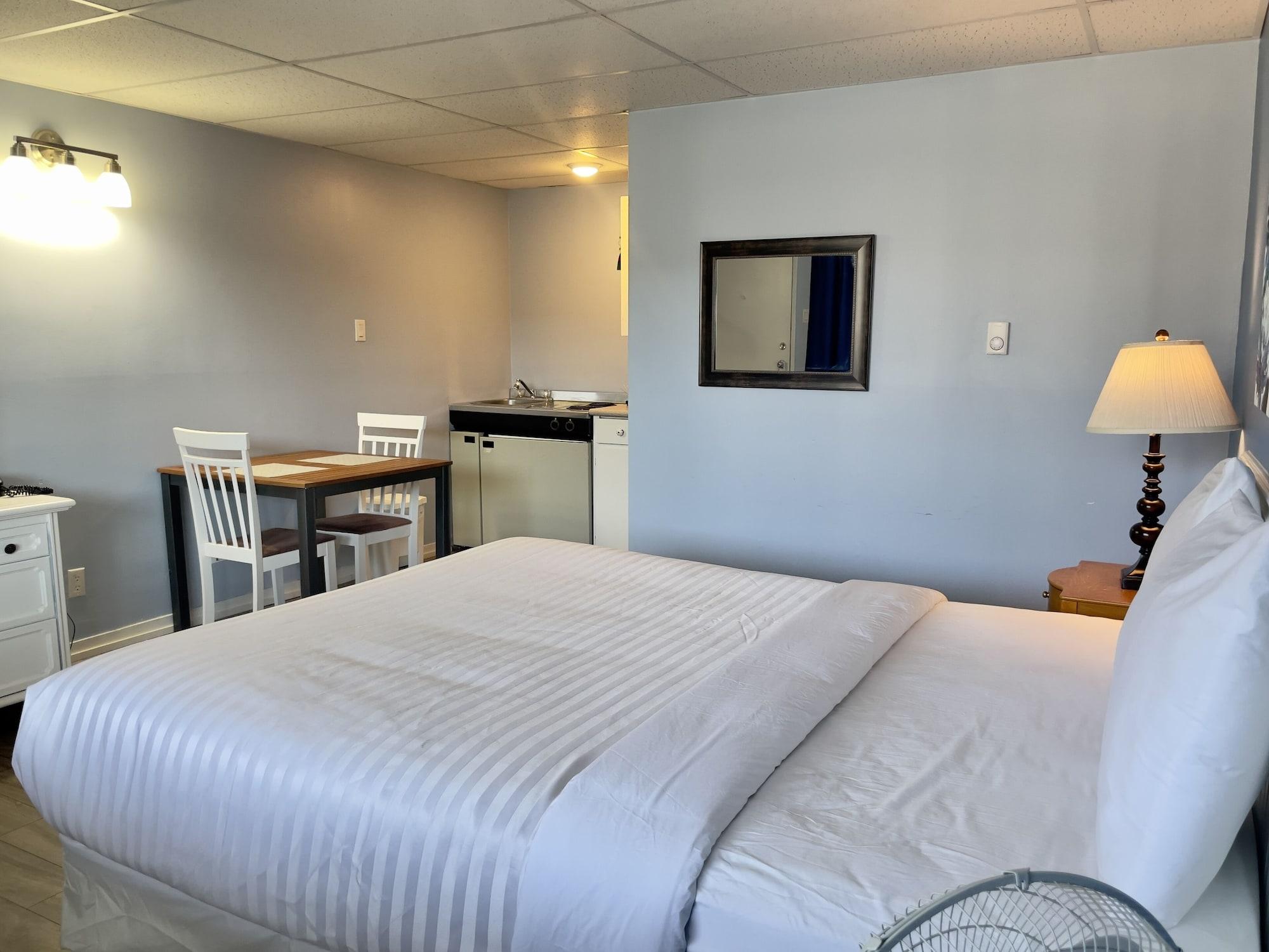 Departure Bay Motel