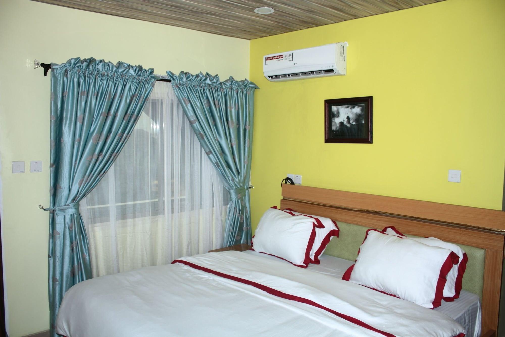 Echo Spring Hotel