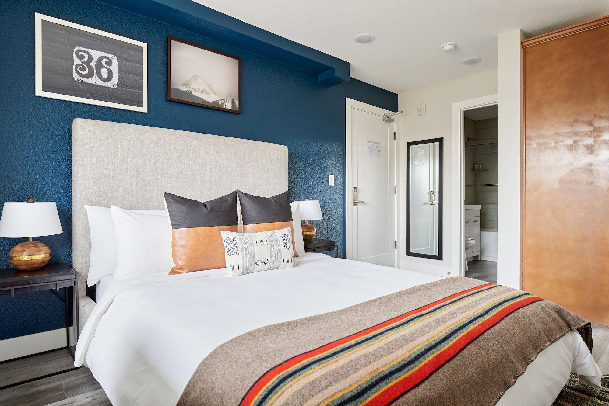 Sonder Osage Apartments LoHi by null