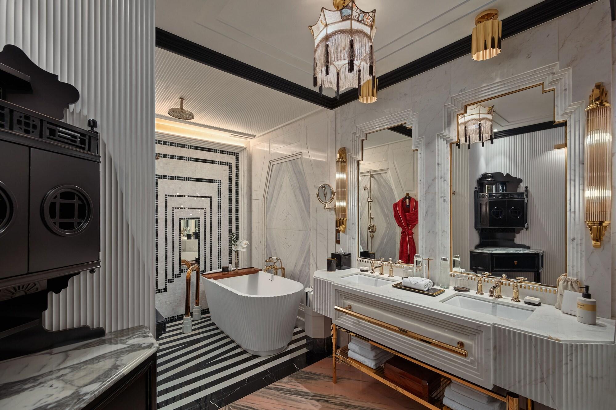 Capella Hanoi by null