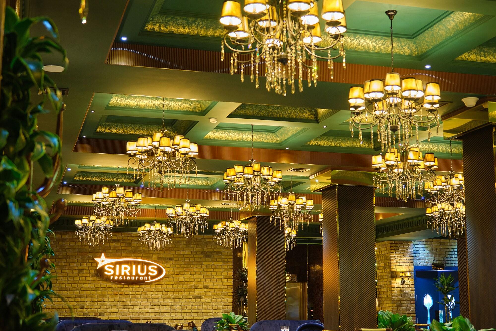 East Star Hotel