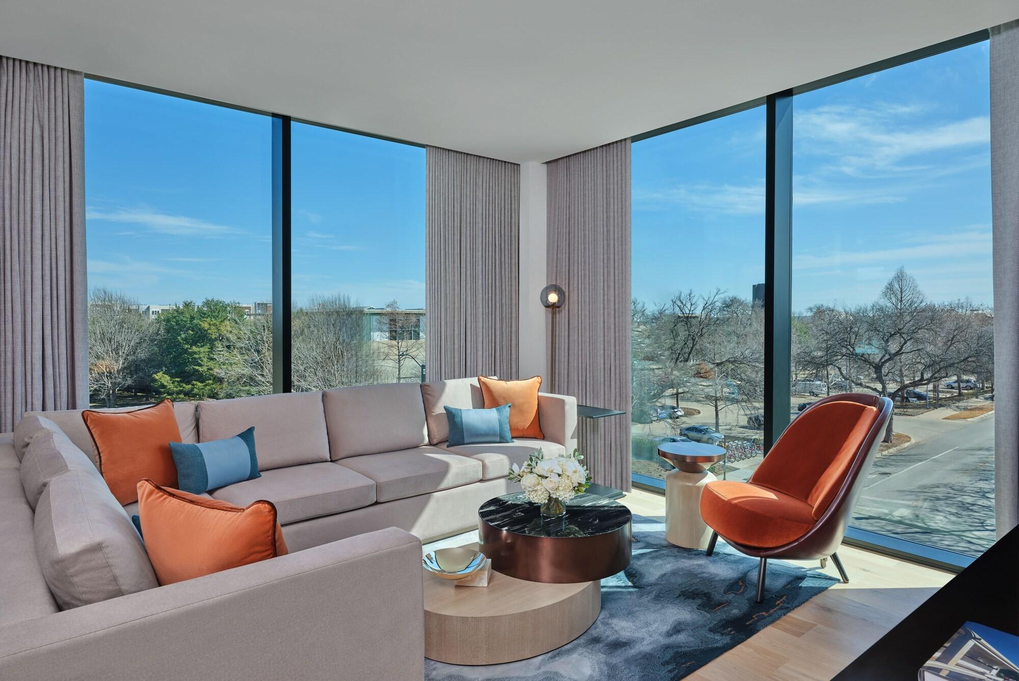 The Crescent Hotel, Fort Worth by null