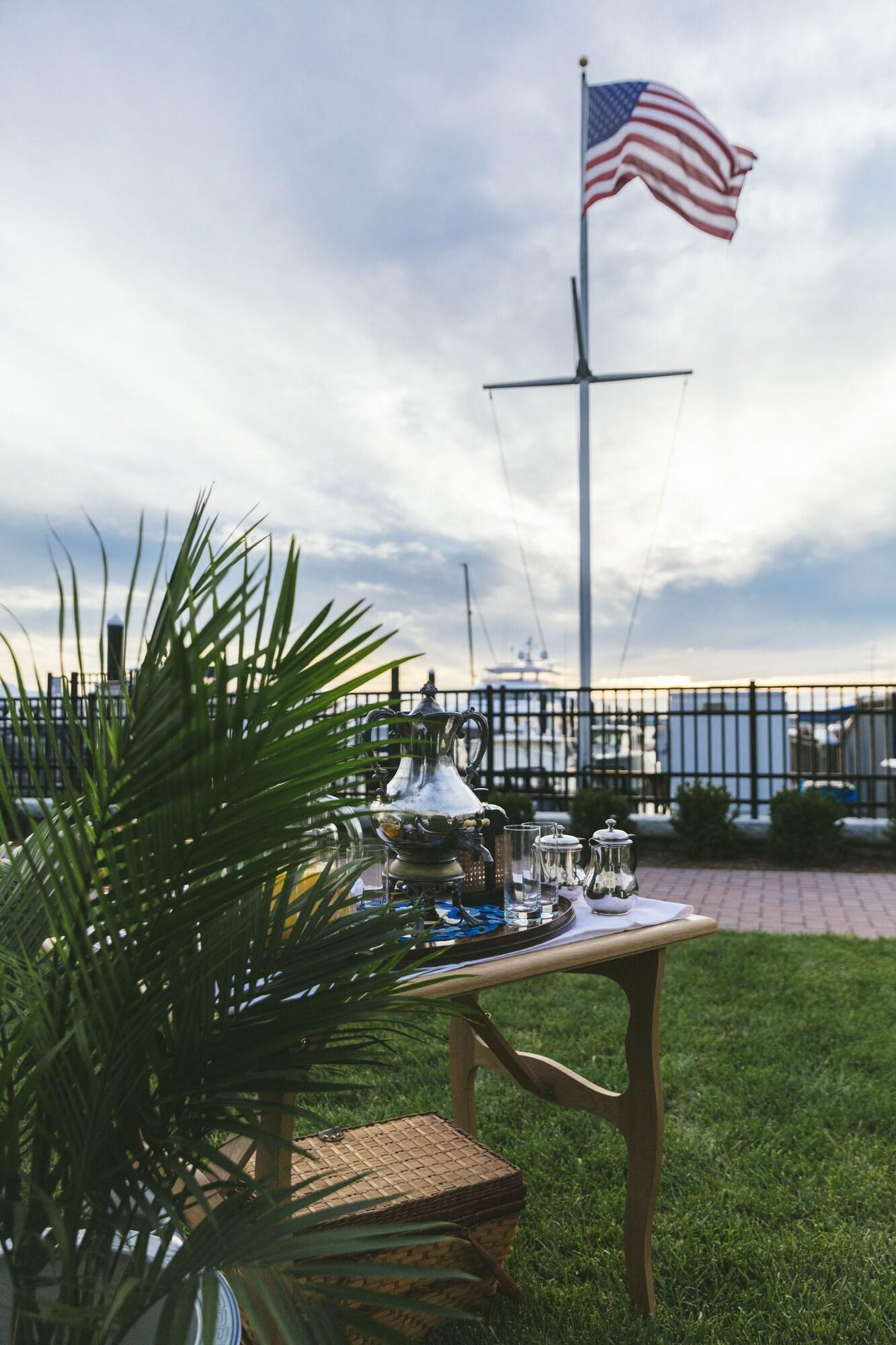 Gardiner House by null